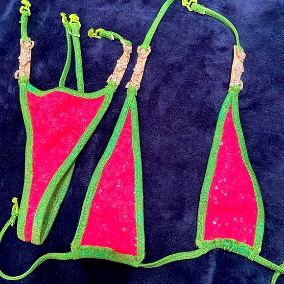 Custom dancer costume - Picture 5 of 5